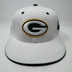 Vintage Reebok NFL Green Bay Packers White and Green Hat Size 7 1/4
